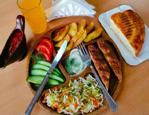 Бизнес ланч из куриного люля